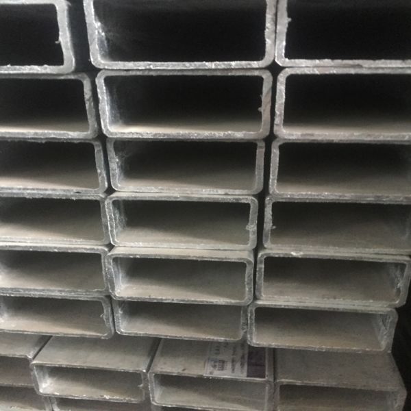 西部地區(qū)鍍鋅方矩管價(jià)格 西部地區(qū)鍍鋅方矩管價(jià)格